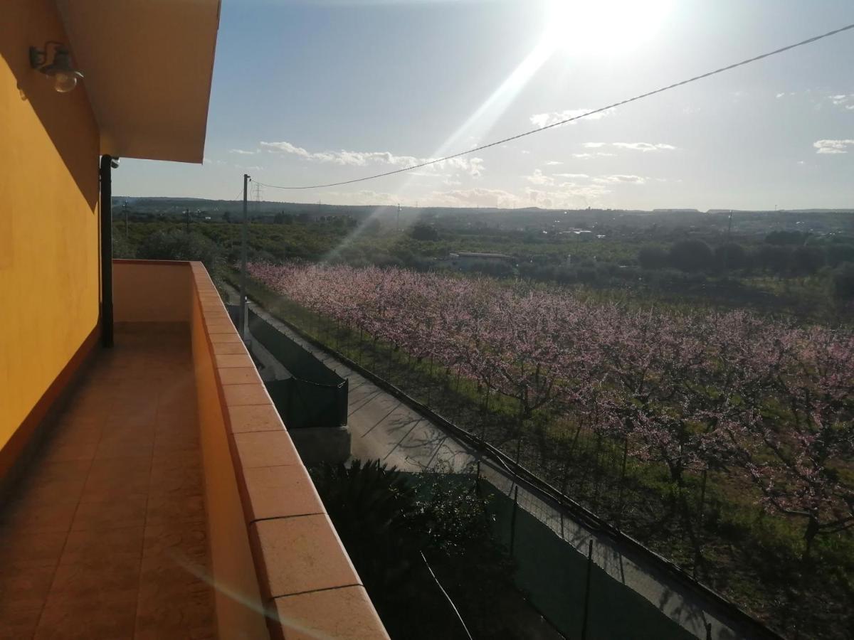 Villa Caterina Solarino Kültér fotó